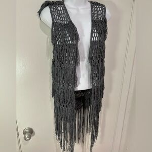 Umgee USA fringe charcoal gray boho vest!